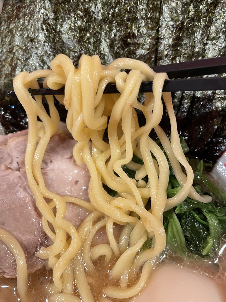ideal_orange's tweet photo. ▪️ラーメン六角家

▪️戸塚駅

歴史を感じよう

#六角家
#家系

https://t.co/IGSjtCMffh https://t.co/j9VmSkCM0Z