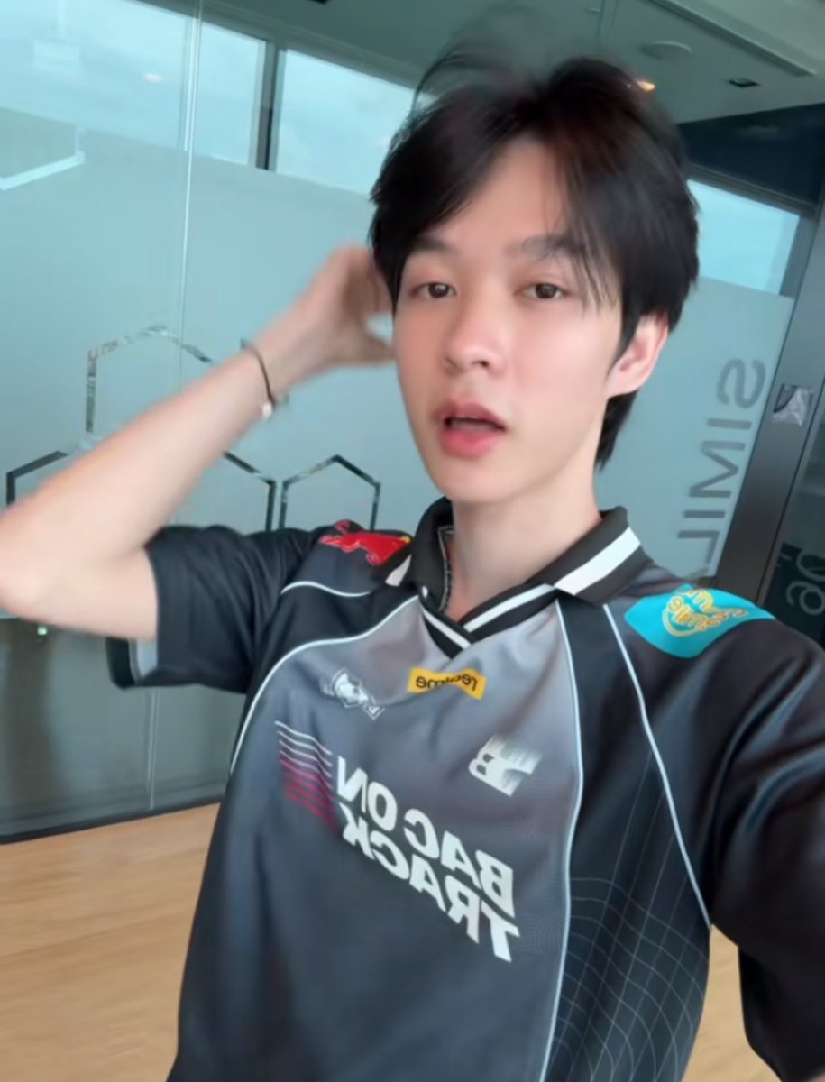 taewaew_16's tweet photo. น้องคิมหยุด พี่เข้าใจแล้วสสวว 😭 https://t.co/yMs1cqjKF2