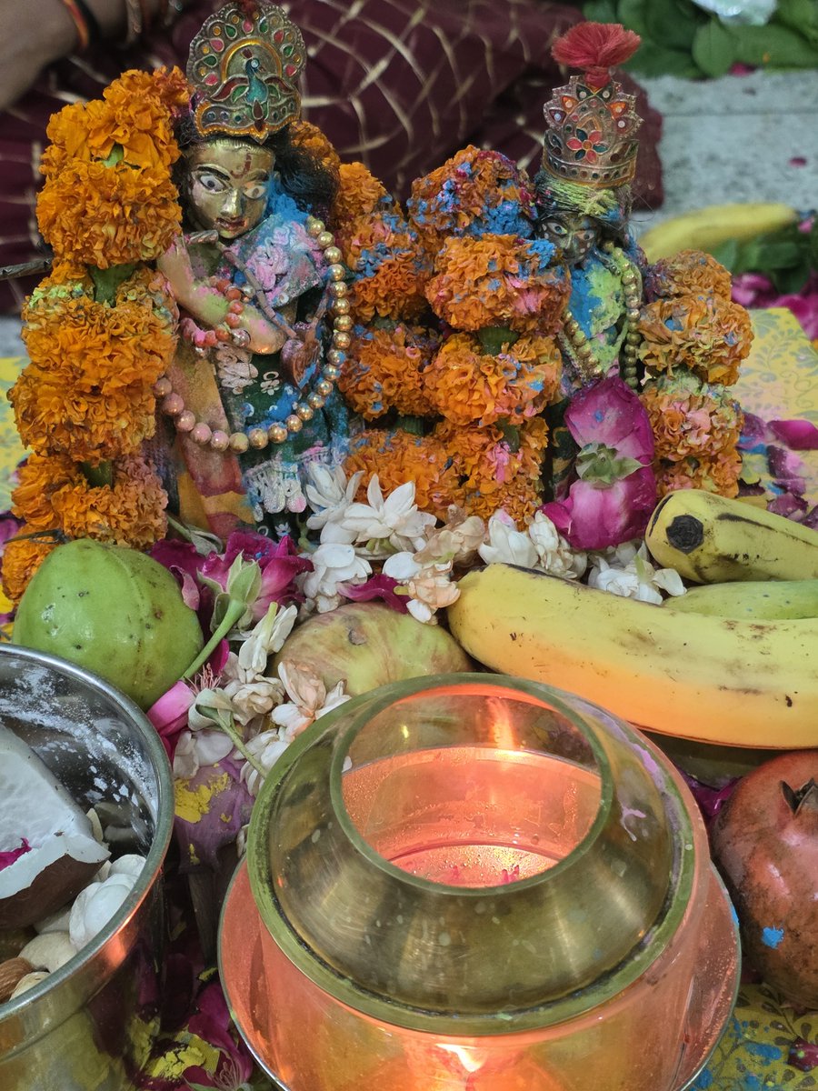 LostTemple7's tweet photo. हमारे ठाकुरजी 😍🙌 https://t.co/sq1PLQ7V1U