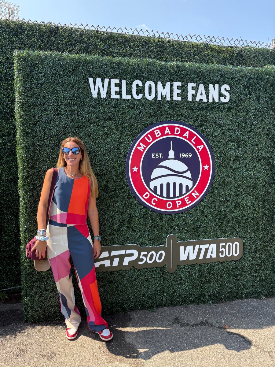silvitawells's tweet photo. D.C. 🎾 https://t.co/b29a8Qg9Oe