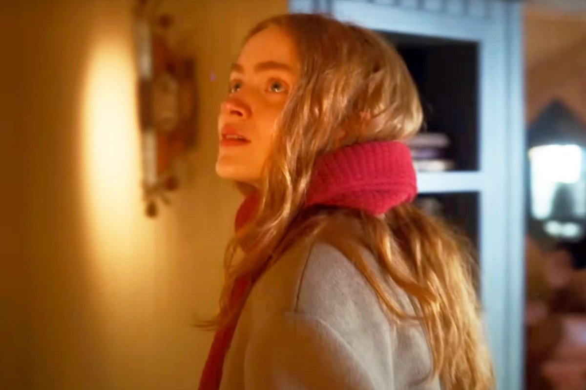 b0nonie's tweet photo. tenho um grande problema com a sadie sink: toda vez q ela aparece em homem aranha minha cabeça automaticamente começa "𝐼 𝑤𝑎𝑙𝑘𝑒𝑑 𝑡ℎ𝑟𝑜𝑢𝑔ℎ 𝑡ℎ𝑒 𝑑𝑜𝑜𝑟 𝑤𝑖𝑡ℎ 𝑦𝑜𝑢, 𝑡ℎ𝑒 𝑎𝑖𝑟 𝑤𝑎𝑠 𝑐𝑜𝑙𝑑..."

#spiderman #brandnewday https://t.co/md4JrizL40