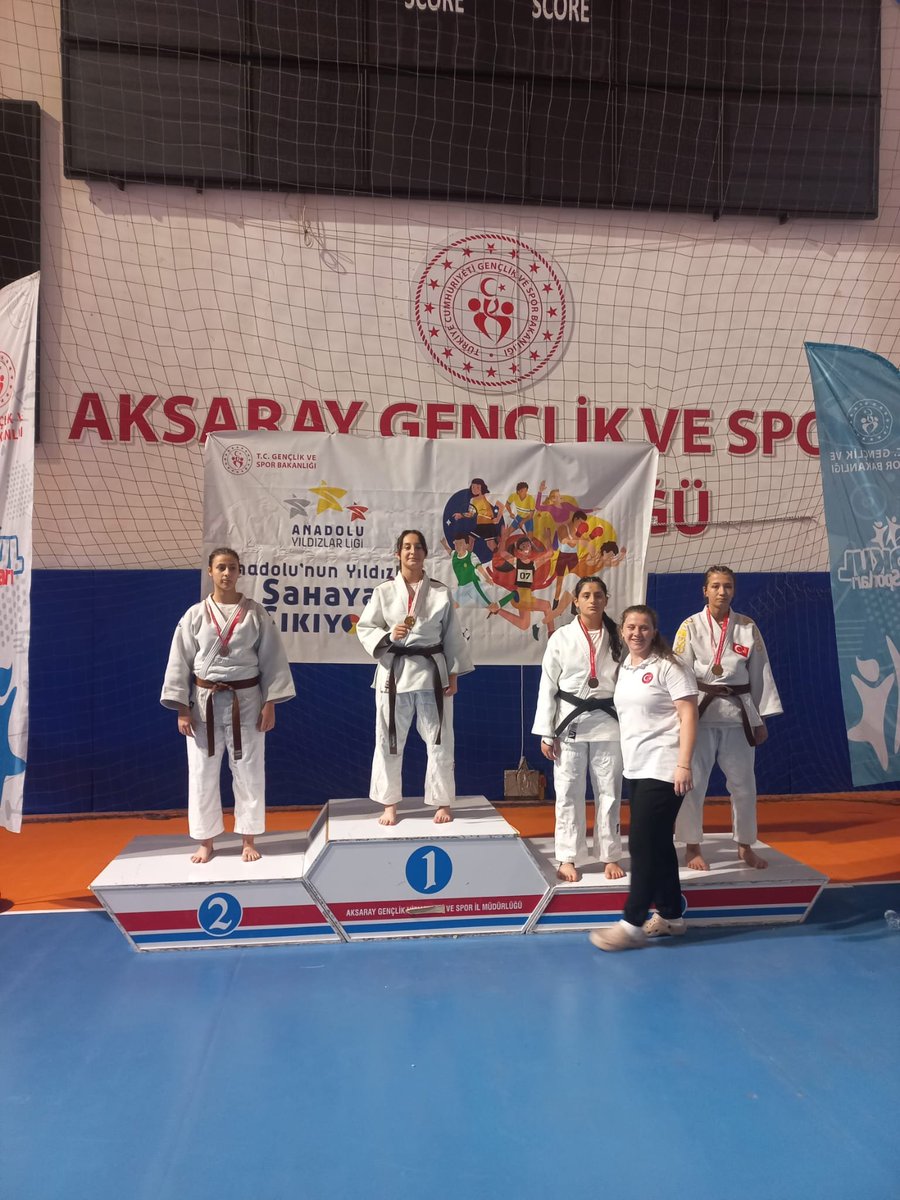 GSB_Kirikkale's tweet photo. 🥋 ANALİG Judo Yarı Final Müsabakalarında Gururlandıran Başarı!
28-30 Temmuz 2026 tarihleri arasında Aksaray'da düzenlenen Anadolu Yıldızlar Ligi (ANALİG) Judo Yarı Final Müsabakalarında ilimizi başarıyla temsil eden sporcumuz Sudenaz Sözdinler, 63 kg kategorisinde gösterdiği https://t.co/leYLbqOT1r
