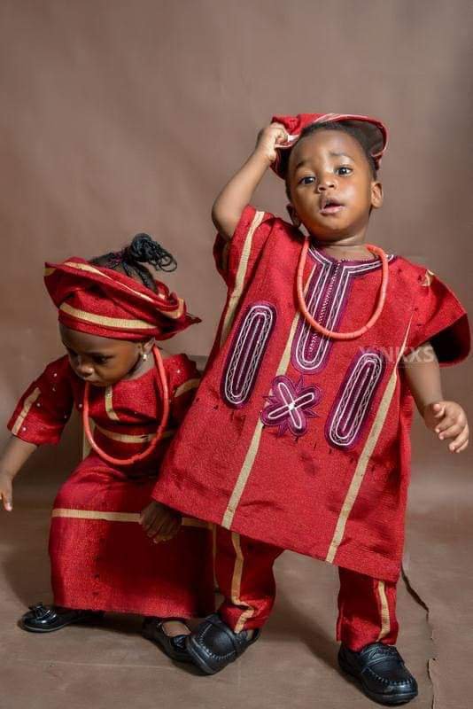BimbolAdedapo's tweet photo. Guys,

Help me wish my niblings a Happy Birthday, 9 years ago, I officially became uncle to Twins....

Oluwalonimi &amp; Toluwanimi 

God's Grace &amp; Favor, shall continue to radiate all over their lives Amen

Ejire Ara isokun 🕺💃🕺 

#HappyBirthdayTK https://t.co/15oLp0xRT8