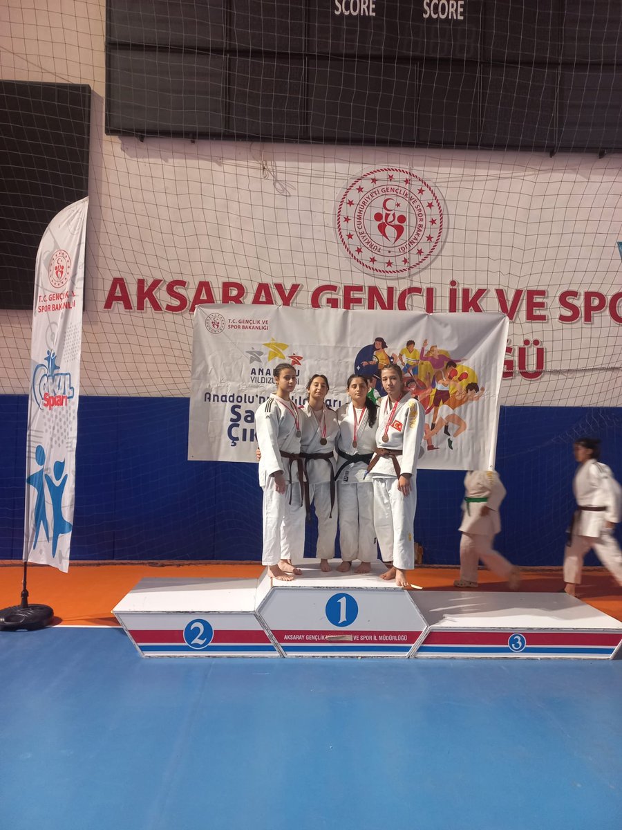 GSB_Kirikkale's tweet photo. 🥋 ANALİG Judo Yarı Final Müsabakalarında Gururlandıran Başarı!
28-30 Temmuz 2026 tarihleri arasında Aksaray'da düzenlenen Anadolu Yıldızlar Ligi (ANALİG) Judo Yarı Final Müsabakalarında ilimizi başarıyla temsil eden sporcumuz Sudenaz Sözdinler, 63 kg kategorisinde gösterdiği https://t.co/leYLbqOT1r