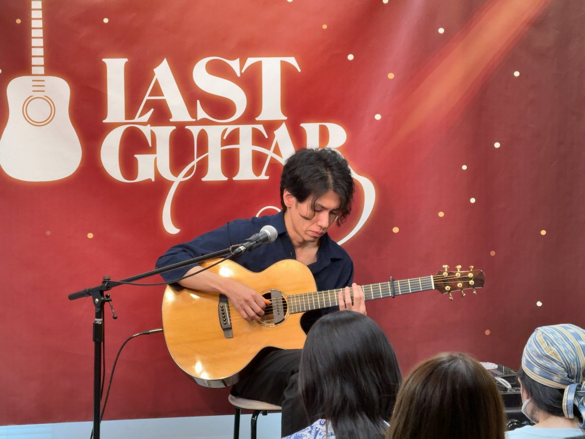 tomoakikawabata's tweet photo. 御礼とご報告が大変遅くなってしまいましたが、
先日の東京・南阿佐ヶ谷LAST GUITARでの「アコワドの部屋」ソロライブ、
無事盛況で終える事が出来ました！

暑い&amp;天候が不安定な中ご来場下さった皆さん、
本当にありがとうございました☺️✨

Instagramに詳細を書きましたので、良ければご覧下さいね🤲 https://t.co/DuU7808LMx