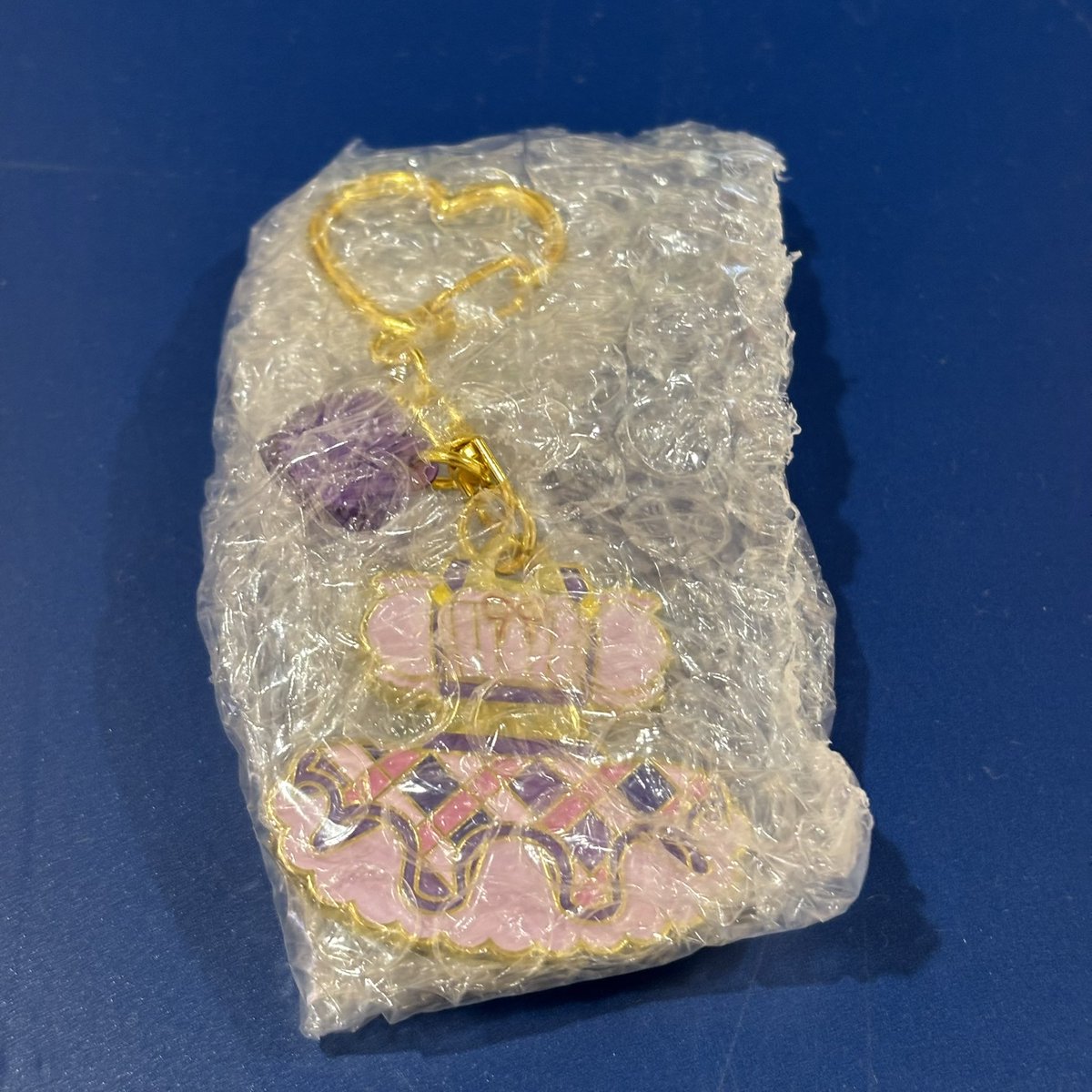 hsmy_06's tweet photo. アイカツ ダイキャストドレスチャーム
ドレスチャーム交換 ガチャガチャ

譲】パープルステージコーデ 蘭

求】ピンクステージコーデ いちご

都内手渡しor郵送希望
お気軽にお声掛けください🙇🏻‍♀️🎀 https://t.co/wOGiJne7lY
