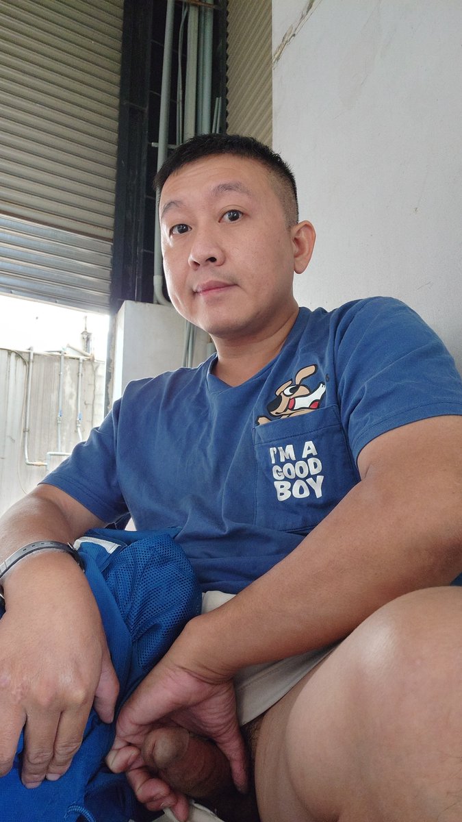 Bvxb64VQLojBiZV's tweet photo. 抱歉，
最近不太有空看推特，
下班都在睡覺，
我一定會回大家，
另一個帳號等我整理好，
我都會給👍 https://t.co/72Gio9Tk87