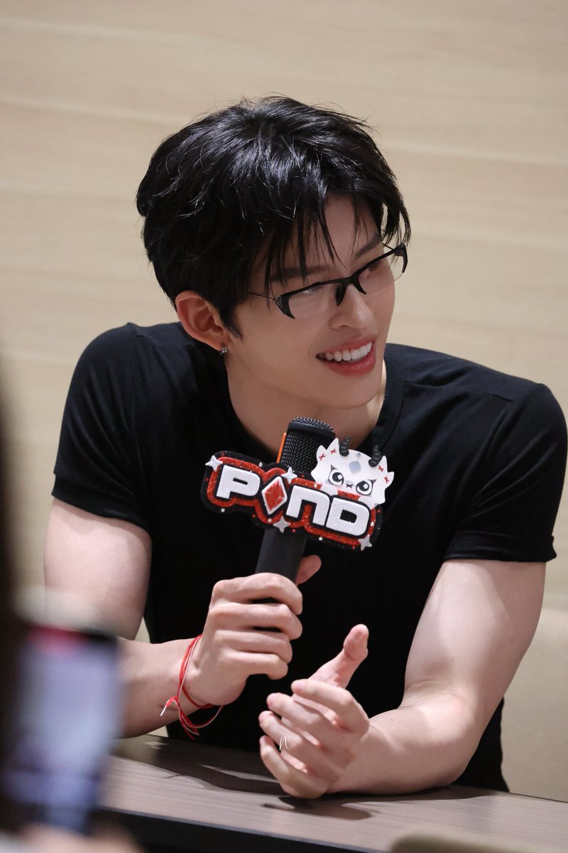 𝙧𝙚𝙚𝙣 ୨ৎ tweet media