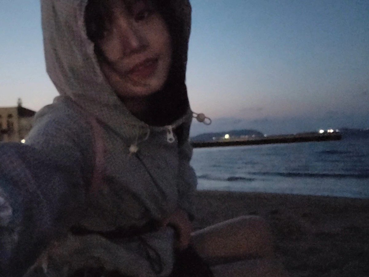 albert2206kang's tweet photo. awon girlfriend material 

#alicesyndrome https://t.co/KgLpu8Id3Q