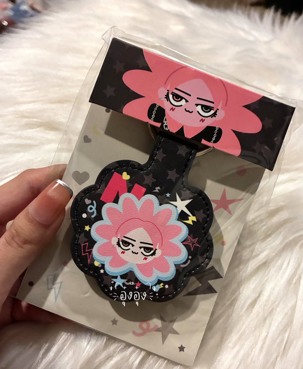 Ann555n's tweet photo. ⋆˙⟡ แจก magnetic clip keychain นีออนน่า

📍เฉพาะฟลว+อยู่ด้อมสกายนานิ (เช็คทลนะคะ)

✨สุ่มจากรี พรุ่งนี้(31/7) 20:00น.
⋆˙⟡ #skynani #สกายนานิ ˚˚♡ https://t.co/eHikGTz9LG