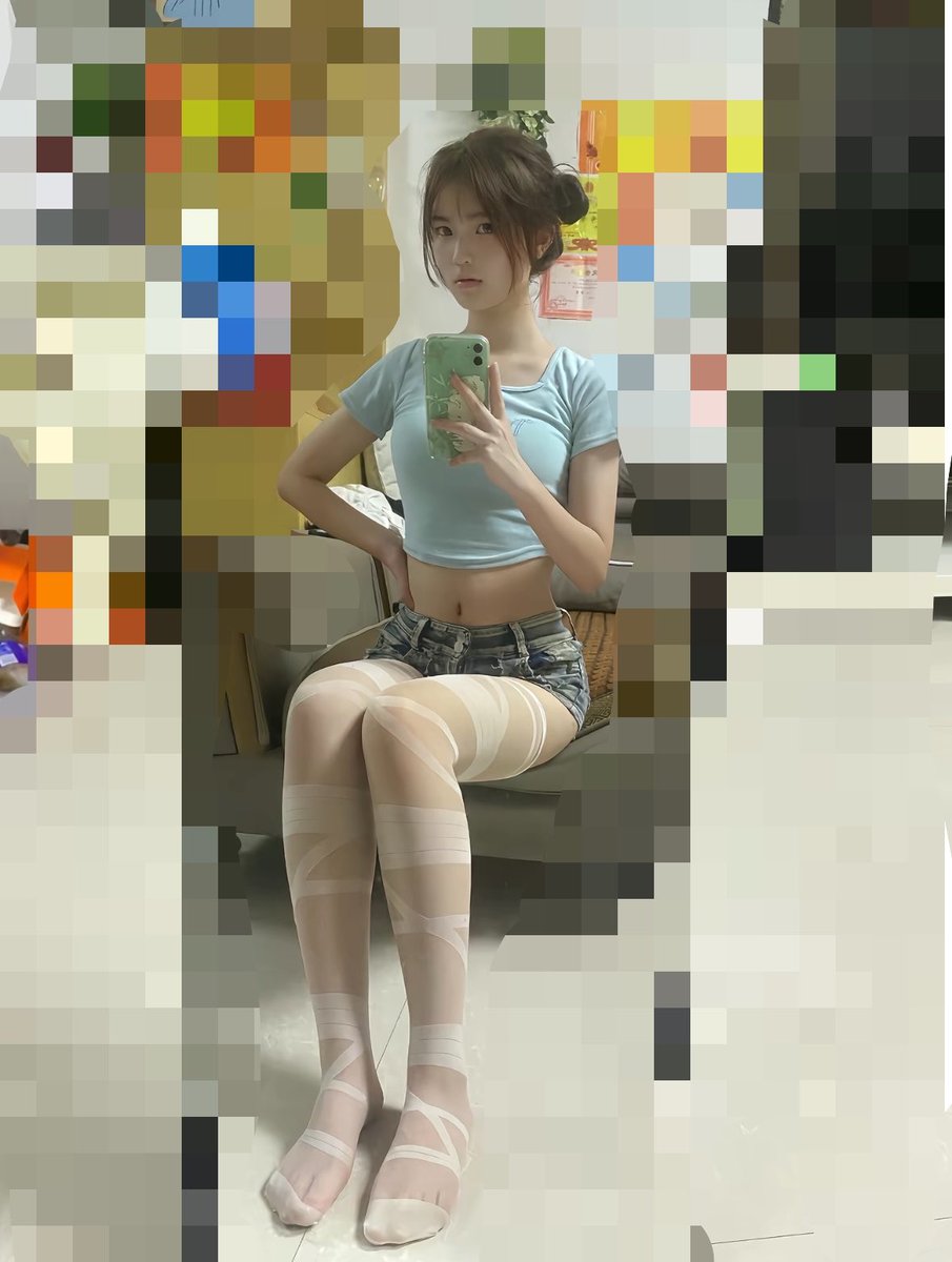 lelejiangx's tweet photo. 这个样子拍出来根少妇一样，但是我是香香软软的萝莉啊 https://t.co/ragL1NUBvQ