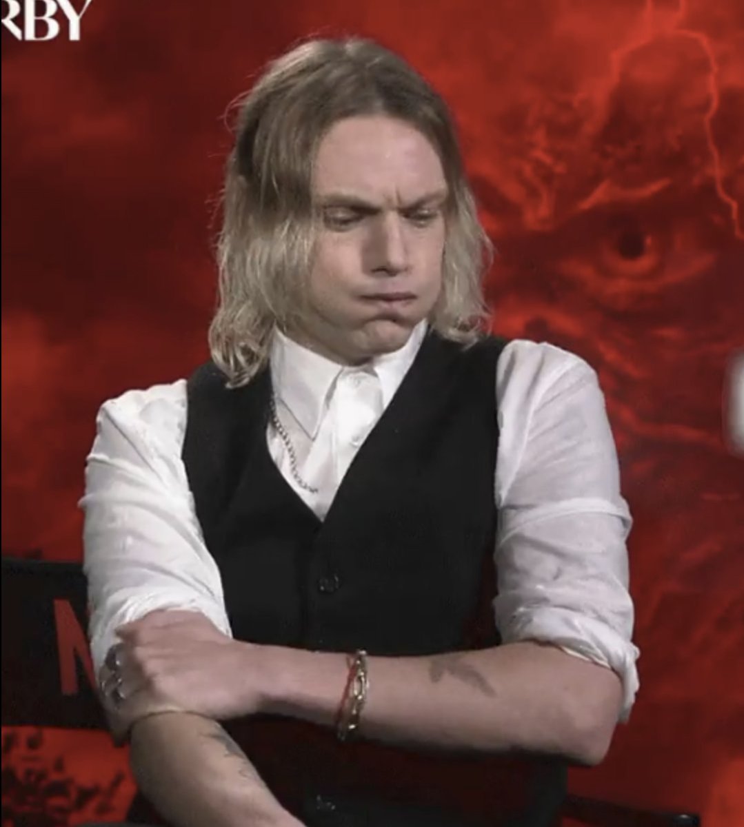 FuriaMistress98's tweet photo. Listing my favorite Jamie reactions so far https://t.co/lKU3Tdwp5K