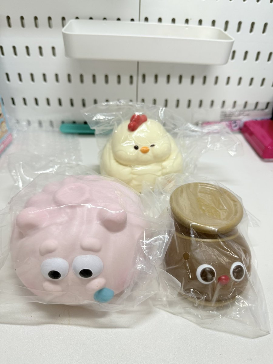 pppppppvvvv22's tweet photo. เปาฮิปโป 450฿
ไก่อ้วน 399฿
รองเท้าจมด เข้ม 440฿
มีพกทั้งหมด มือ1นะคะ

#สกุชชี่ #ตลาดนัดสกุชชี่ #ส่งต่อสกุชชี่ #สกุชชี่มือสอง https://t.co/YdqWedbboW