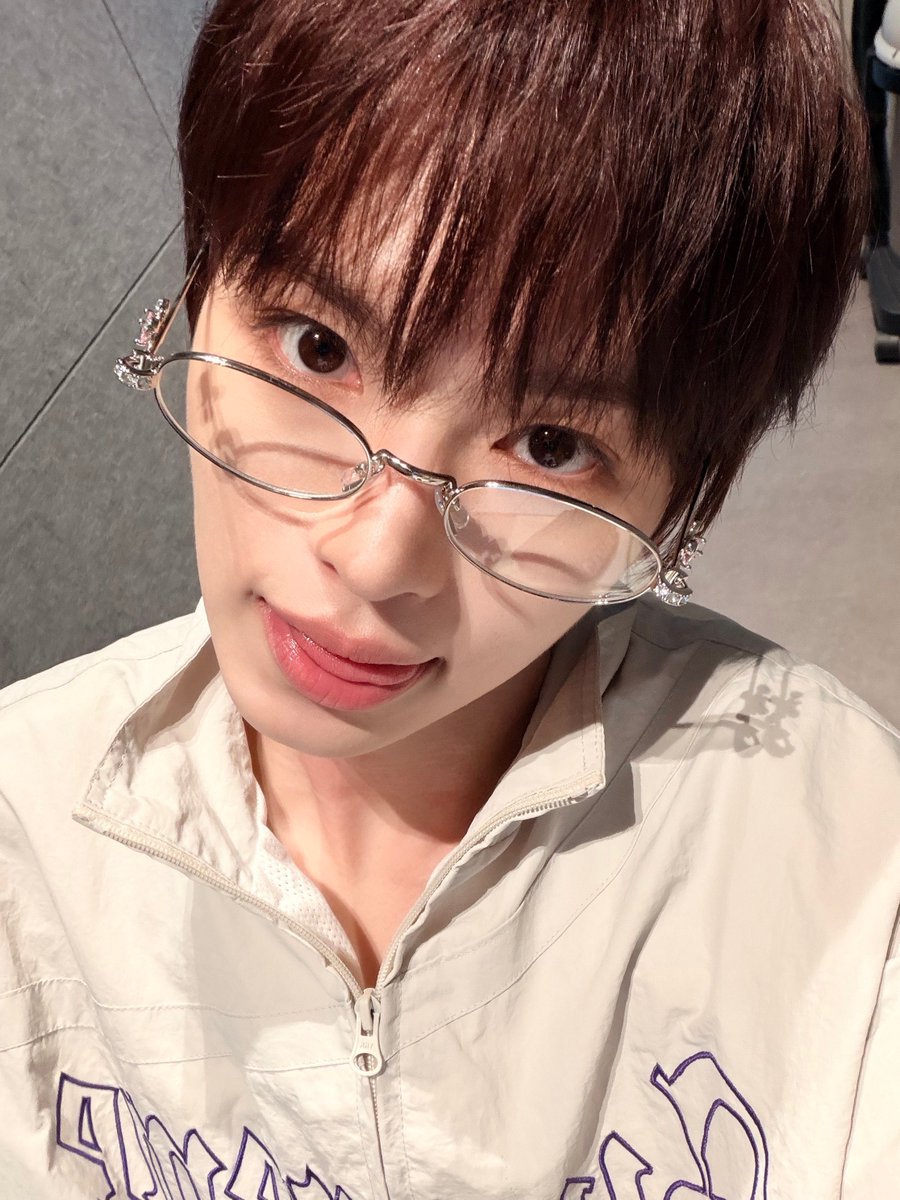 inhu_mochi's tweet photo. 260730 플러스챗 게시물 #인후 

🤓🤎 https://t.co/a0FXDt8yeM