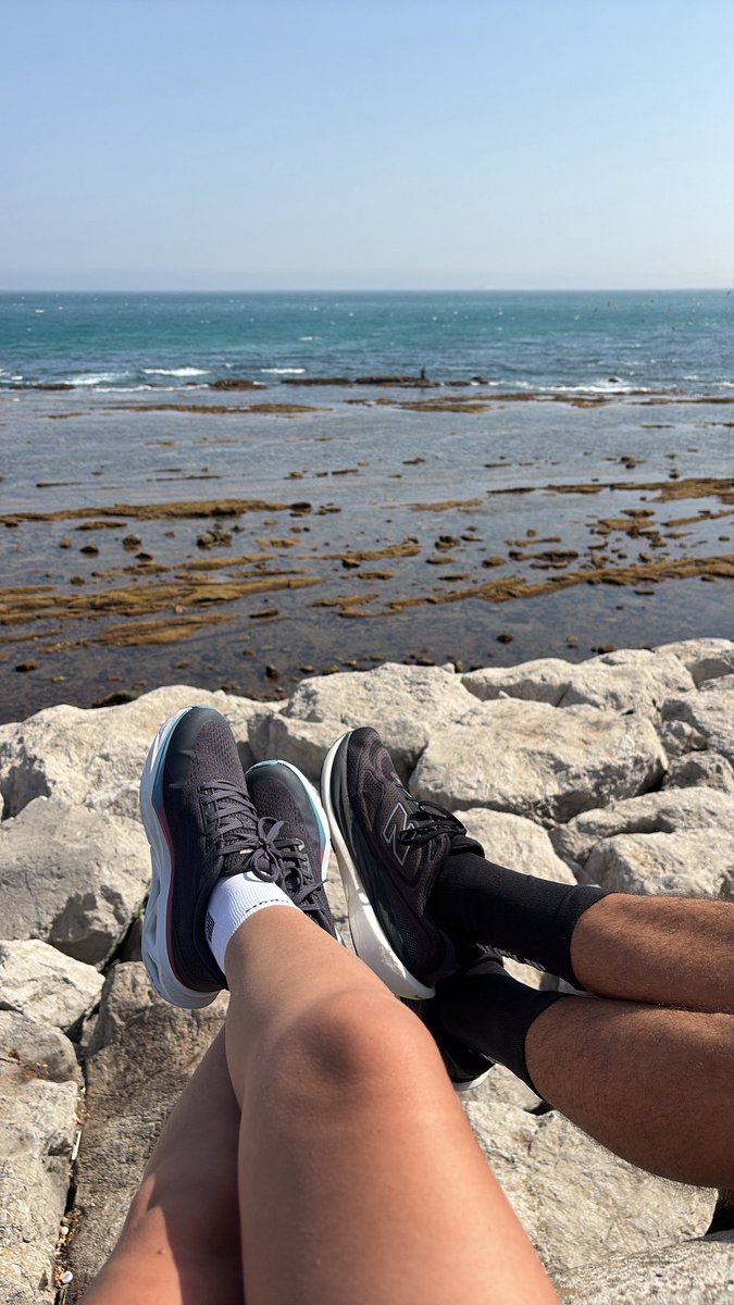 TejeiroManu's tweet photo. No hay nada mejor que compartir tus aficiones con la persona que quieres. ❤️🏃♂️🏃♀️
Los kilómetros pasan, los recuerdos se quedan. 💙
#Running #RunTogether #MediaMaratón #NewBalance
@strava @prozisofficial @adidasrunning https://t.co/wTB8CJjRrb