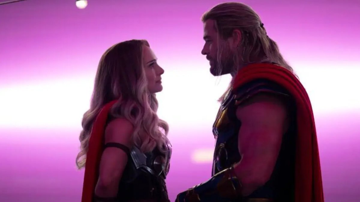 Mediasinfos's tweet photo. C'est ce soir à 21H10 que @TF1 rediffusera le film “#Thor: Love and Thunder“ avec #ChrisHemsworth #NataliePortman #ChristianBale #TessaThompson et #RussellCrowe. Notre article est ici: https://t.co/TaInCrVUF4 https://t.co/pLVNTsU7Lg
