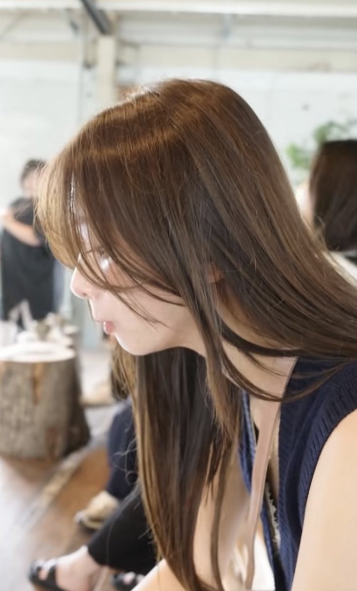 ebitenmania's tweet photo. こういう前髪と顔周り超理想、横から見た時のいい女感やばい https://t.co/6AWomIU78b