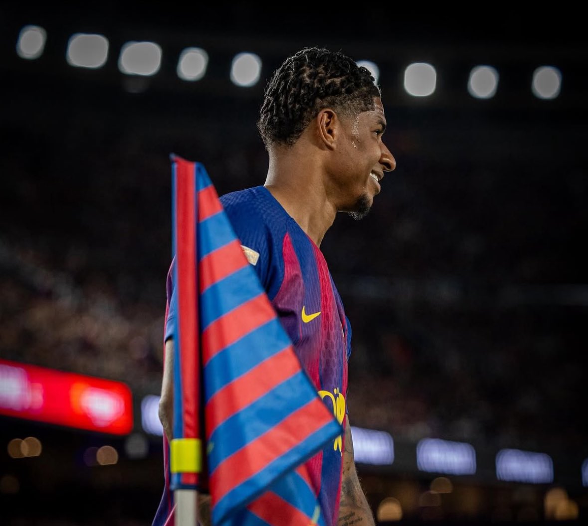 ReshadRahman's tweet photo. 🚨 Rashford, via IG: “I'm very grateful to everyone at the club for making my time l such a positive and memorable experience. I've enjoyed every moment and will take many special memories with me. I wish the club and all its supporters the very best of luck and every success in the season ahead. Visca el Barça” #FCB 🔵🔴