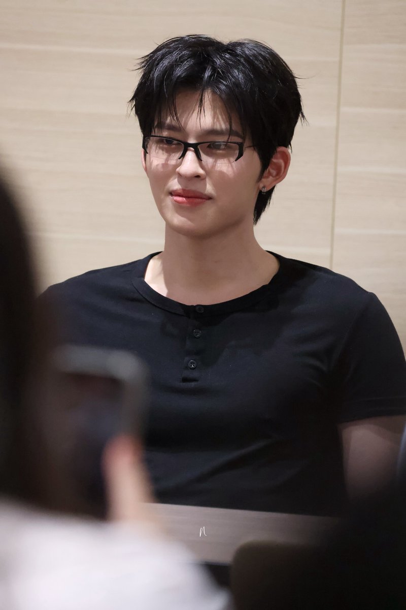 Maruko_ni's tweet photo. JASPER FLAREY FANSIGN

#งานมหกรรมนิยายนานาชาติ2026xJASPER
#ppnaravit https://t.co/Fl6I3hUQu4