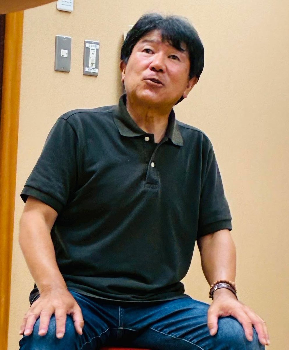 engekivektor's tweet photo. *キャスト紹介
青木 潤｜劇団 春一番
役名｜徳田 慎太郎

ー『流れ星』の出演の決め手となったのは？ー
　残された時間、私の人生は全て演劇のために。

ー今後のベクトルに期待することー
　これまで通り、そして過去の作品のように、分かりやすい演劇も大好きです。👇 https://t.co/Zl3oO8RjMH