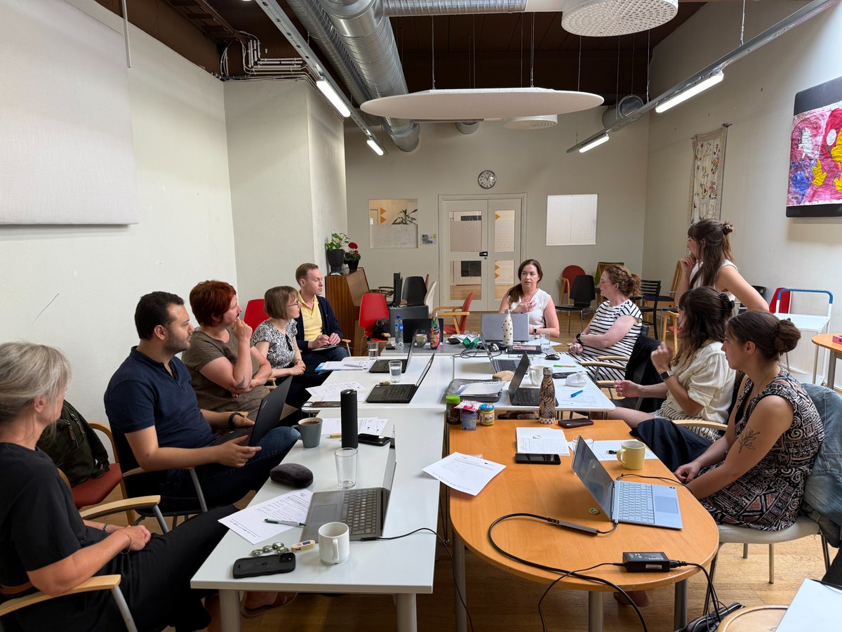 bioazul_spain's tweet photo. 🌱 ¡Dos días de aprendizaje en #Malmö con el equipo de #ECOPATH!

Seguimos trabajando para acercar la formación en #ESG y #EconomíaCircular a las pymes. 👣 ¡Muy pronto compartiremos más novedades!

#ErasmusPlus #Gamificacion #PYMES https://t.co/RTJoEho4dk