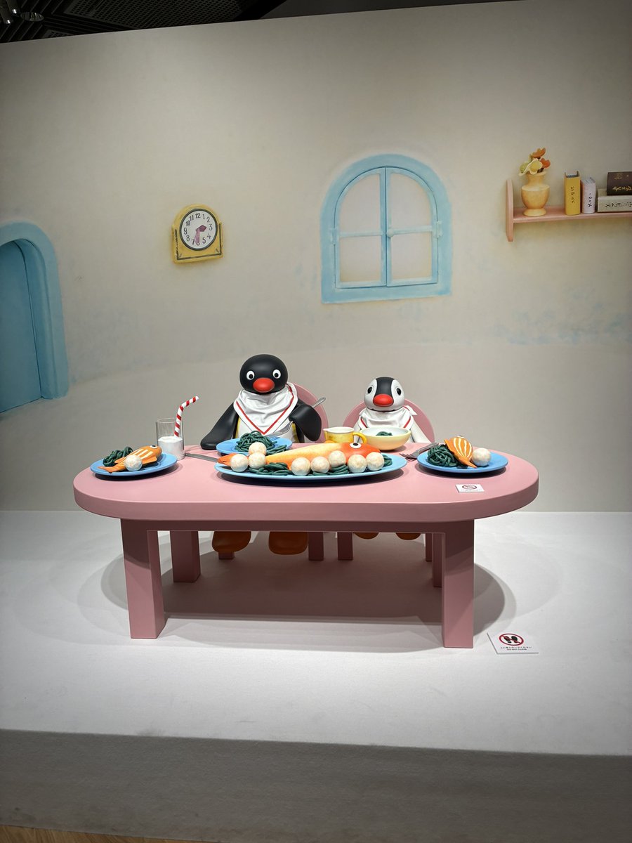 ganslingerst's tweet photo. 可愛いだけじゃない！？ピングー展に行ってきました。色々な体験型コンテンツがあったりトラウマ回のフォトスポットがあったりとファンにはたまらない空間でし��。 https://t.co/4ElVpivAcT