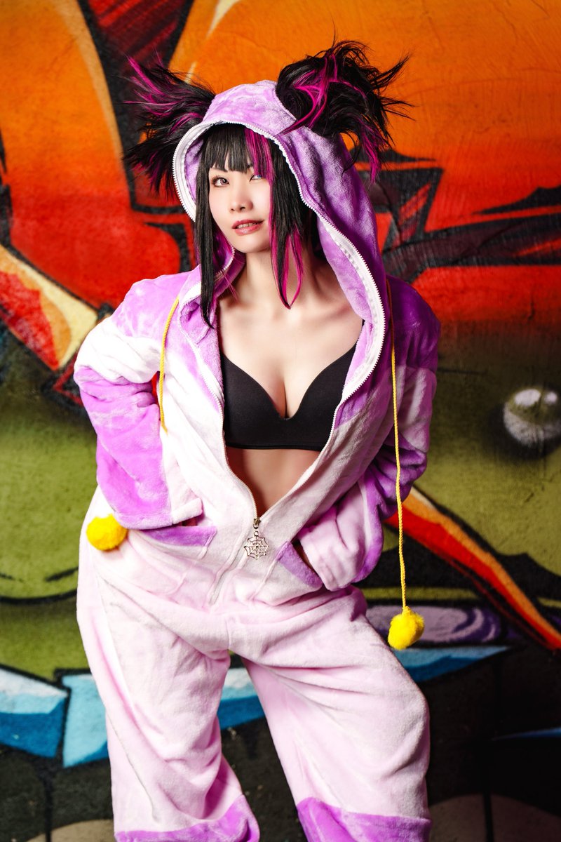 cos_raichi's tweet photo. 【Cosplay/コスプレ】

卍STREET FIGHTER
ストリートファイター卍

🩷ハン・ジュリ💜

ジュリ(@cos_raichi )
📸(@ksk1064 ) https://t.co/G3klj4aI7J