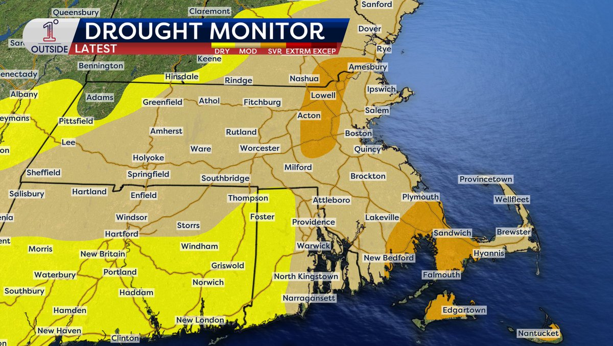 1DegreeOutside's tweet photo. *NEW* - latest drought update shows 15% reduction in areas of severe drought across the Bay State since last week (and rain cutoff is Tuesday-Tuesday, so the rain over the past couple of days wasn't taken into account). #progress #droughtupdate #newengland https://t.co/z4GlhbaVCQ