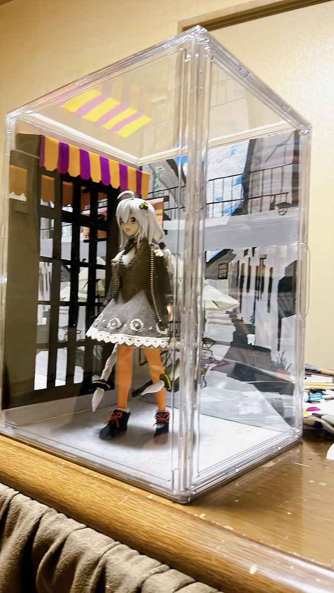 w33O2BVqp1PkpoS's tweet photo. 左側を作ろうとしたけど、後ろとのズレが出そうなのでこれにて完成。
画像４枚目が参考にしてるものです。

天井からライト照らすのもありかも
#紲星あかり https://t.co/p0pe3DisSu