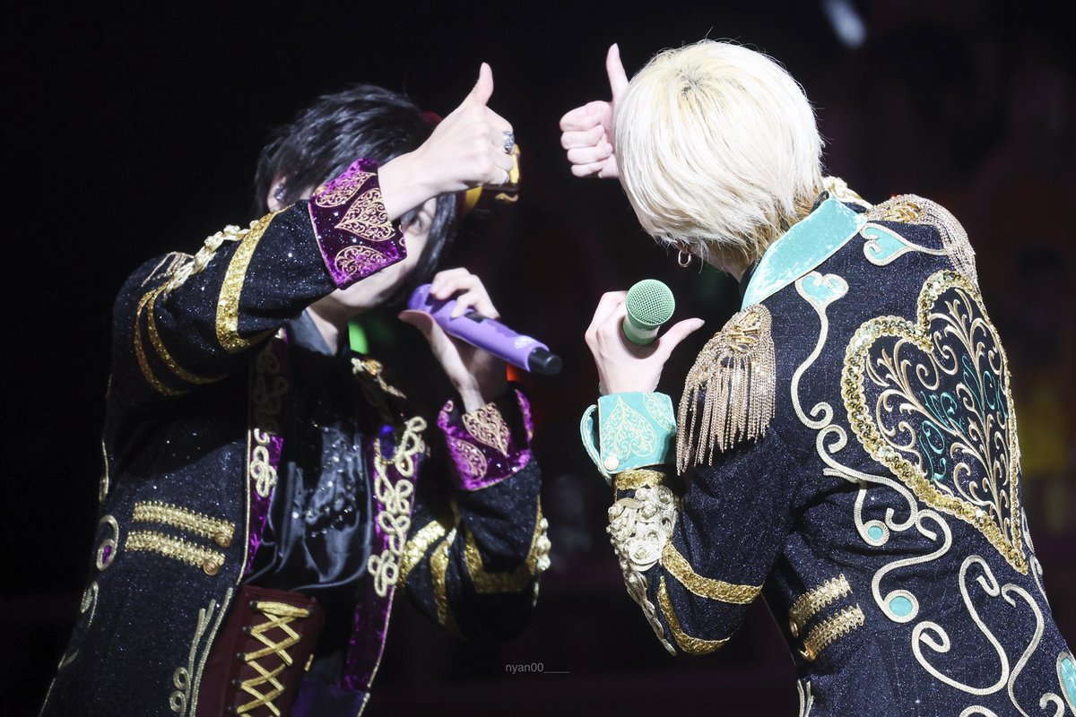 nyan00____'s tweet photo. 250730 2.5th ANNIVERSARY
日本武道館ワンマンライブ🇯🇵
-ハピネスだけで世界中埋め尽くしてやれ！-

隣にいようね？💚💜

#らぶしっく武道館　#らぶしっく 
#りょう @ryo_lvsk #ゆそん @uson_lvsk https://t.co/QlQrGf94PR