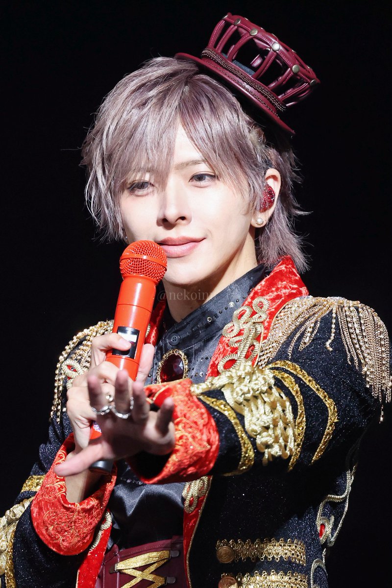 nekoinu_15's tweet photo. ♡.･ﾟ┈┈┈┈┈┈┈┈┈┈.♡

#らぶしっく 2.5th ANNIVERSARY
日本武道館ワンマンライブ
-ハピネスだけで世界中埋め尽くしてやれ！-
@sakura_lvsk 
♡.･ﾟ┈┈┈┈┈┈┈┈┈┈.♡

#らぶしっく武道館 #さくら https://t.co/74d0EqRdrc