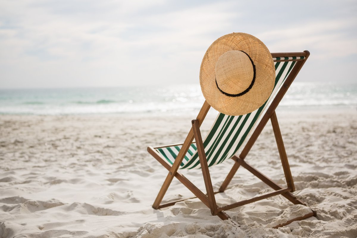 Atenziaesp's tweet photo. ☀️La #teleasistencia también te acompaña en tus #vacaciones, pero antes debes:
📞Avisar de tu viaje
📞Decirnos si vas solo/a o acompañado/a
📞Informa de escapadas de pocos días para descartar falsas alarmas
Descubre más👉https://t.co/03pRXeIVzs
#AtenziaContigo #Cuidados https://t.co/7iDA4XUWI0