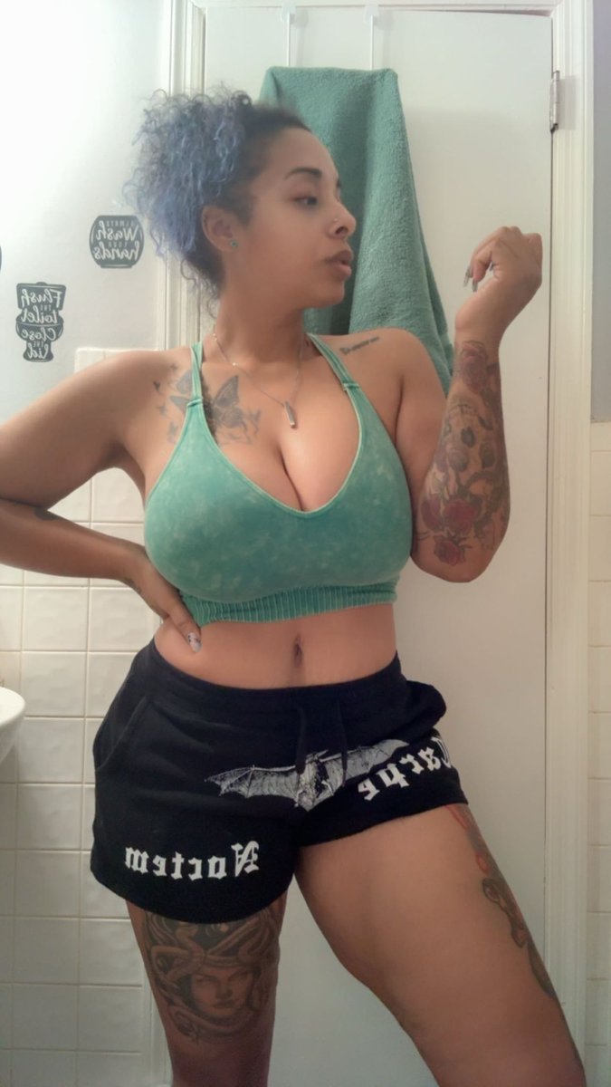 honorthygoddess's tweet photo. Another day, another $$$
#alt #inked #altbaddie https://t.co/WHk7hTXezf