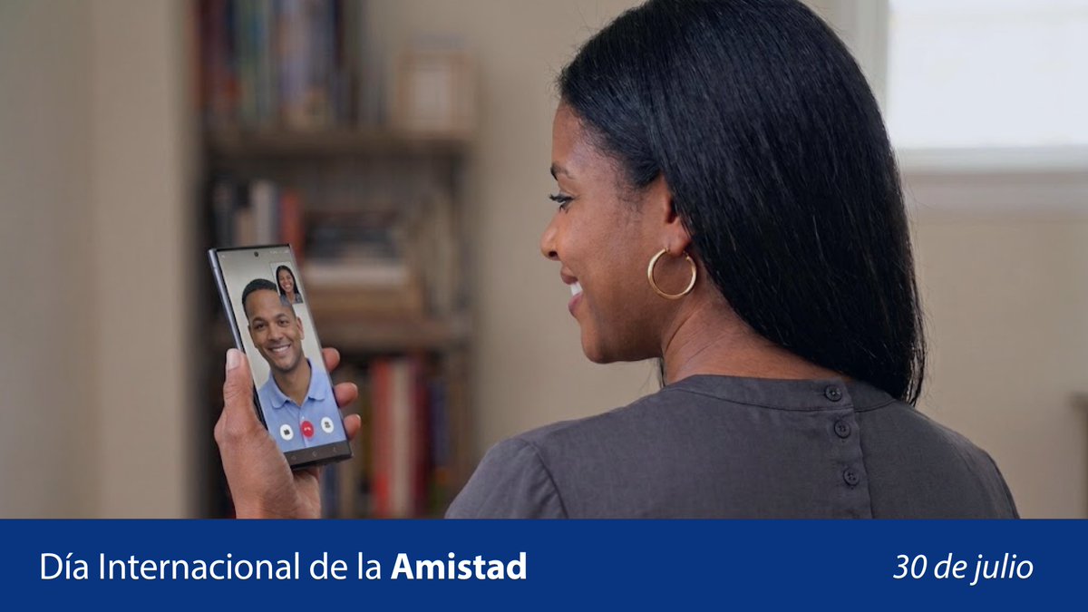 ETECSA_Cuba's tweet photo. 🥳 Hoy celebramos el #DíaMundialDeLaAmistad 🤝💙.
La verdadera amistad no entiende de distancias 🫂. Aunque estés lejos, la tecnología nos acerca y mantiene vivos esos momentos, conversaciones y sonrisas que tanto valoramos 📱🌍. https://t.co/ZCM9gVIMdN