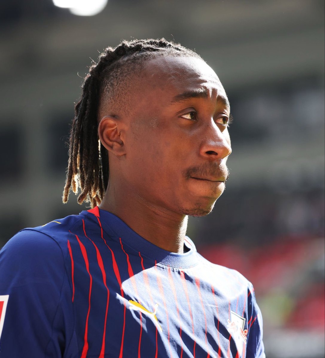 ActuFoot_'s tweet photo. 🚨🚨 LE REAL MADRID ESPÈRE FINALISER LE TRANSFERT DE YAN DIOMANDÉ 🇨🇮 AVANT SAMEDI !!!! 🤍

De nouvelles discussions ont eu lieu aujourd’hui entre le Real Madrid et le RB Leipzig.

🗞️ @Plettigoal https://t.co/i5n1A7hPK7