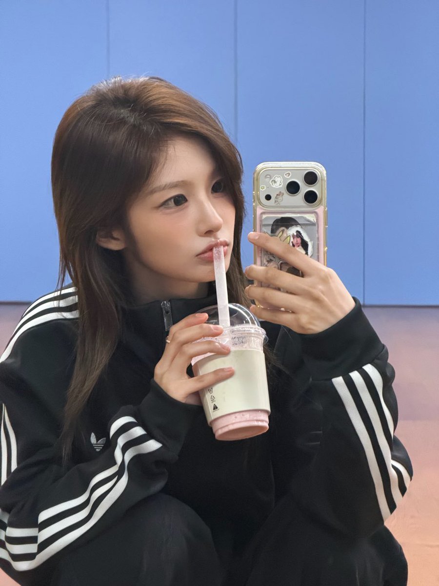 SULLChiive's tweet photo. — 🦌 260730 🫧 update https://t.co/dJSild9kwF