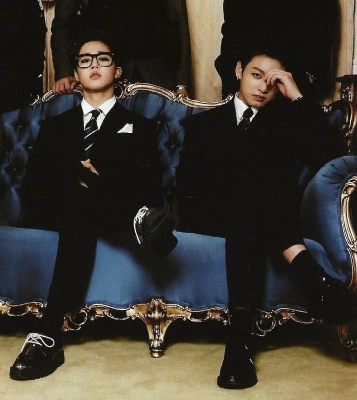 jmnuvr's tweet photo. oh my bosses 😍 https://t.co/G767p35QqY