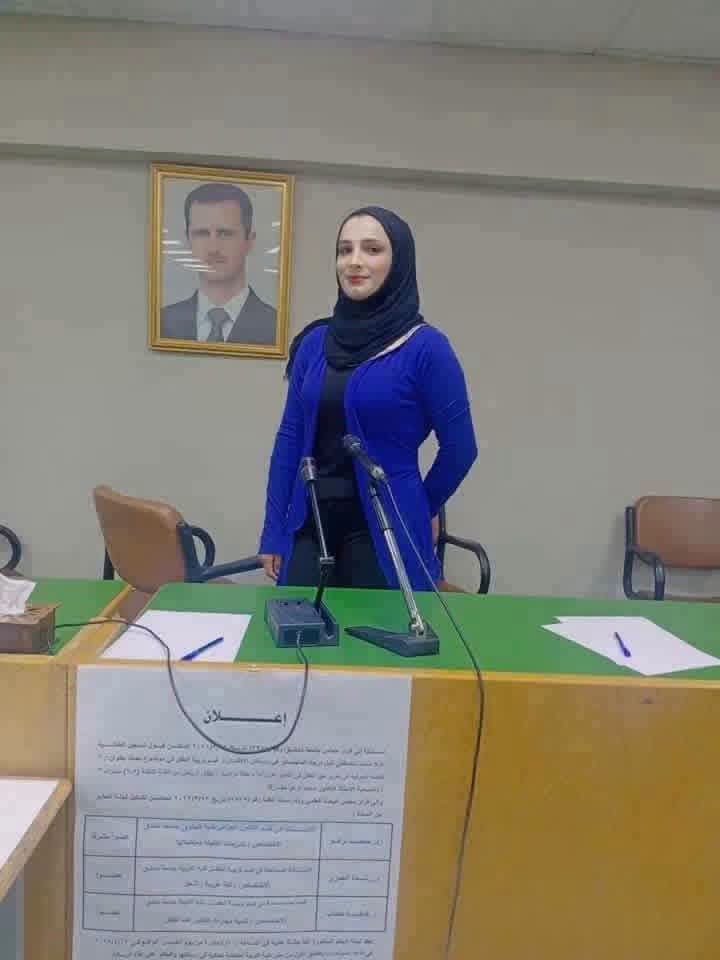 Xd60euW24gEtWPp's tweet photo. #افضحوهم 
ناشطة ومن مؤسسي صبايا العطاء 
اليوم تم تعين الشبيحة الاء محمد الحسين في المكتب التنفيذي في محافظة #الرقة 
#أبوها_القاضي_محمد_الحسين من ريف الرقة من السبخة
#اخوها_عمار_محمد_الحسين مستلم مدير سادكوب على ايام مليشيات قسد في الرقة https://t.co/khPKu8kHga