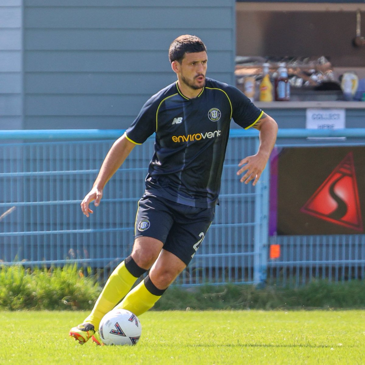 HarrogateTown's tweet photo. We can confirm Anthony O’Connor has left the club by mutual consent

We would like to place on record our thanks to Ant for his efforts 🤝 https://t.co/gtvO0zGM0F