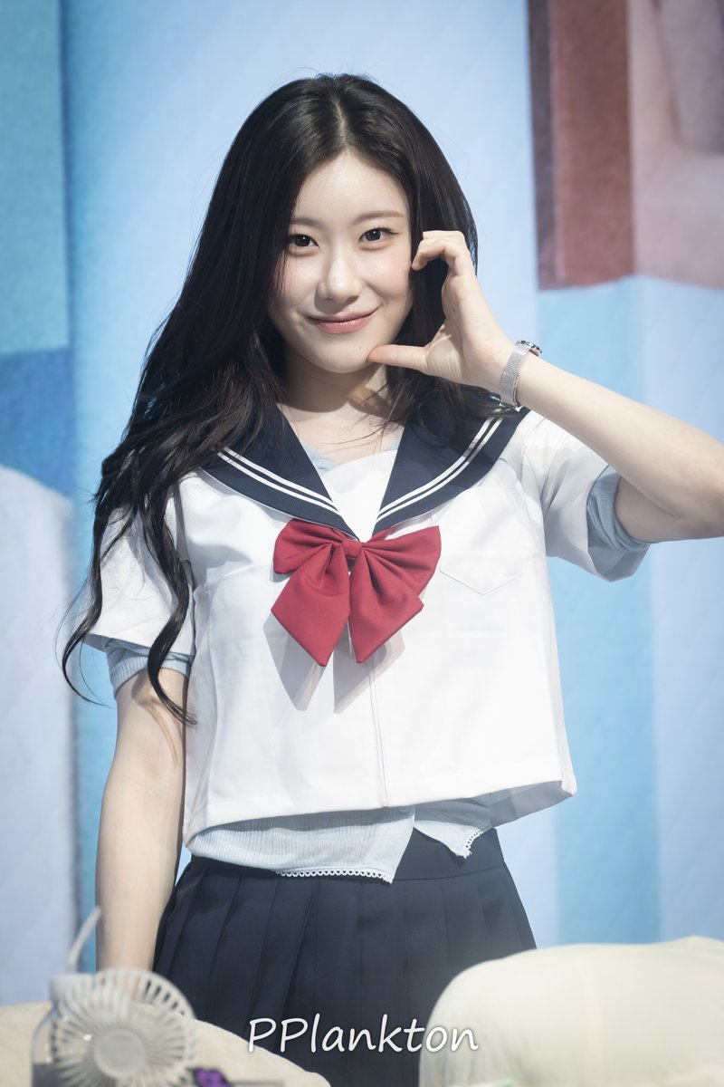 P___Plankton's tweet photo. 20260725 km   
 
take my hand

#ITZY #있지
 #CHAERYEONG #채령 https://t.co/ZJQRKesRwM
