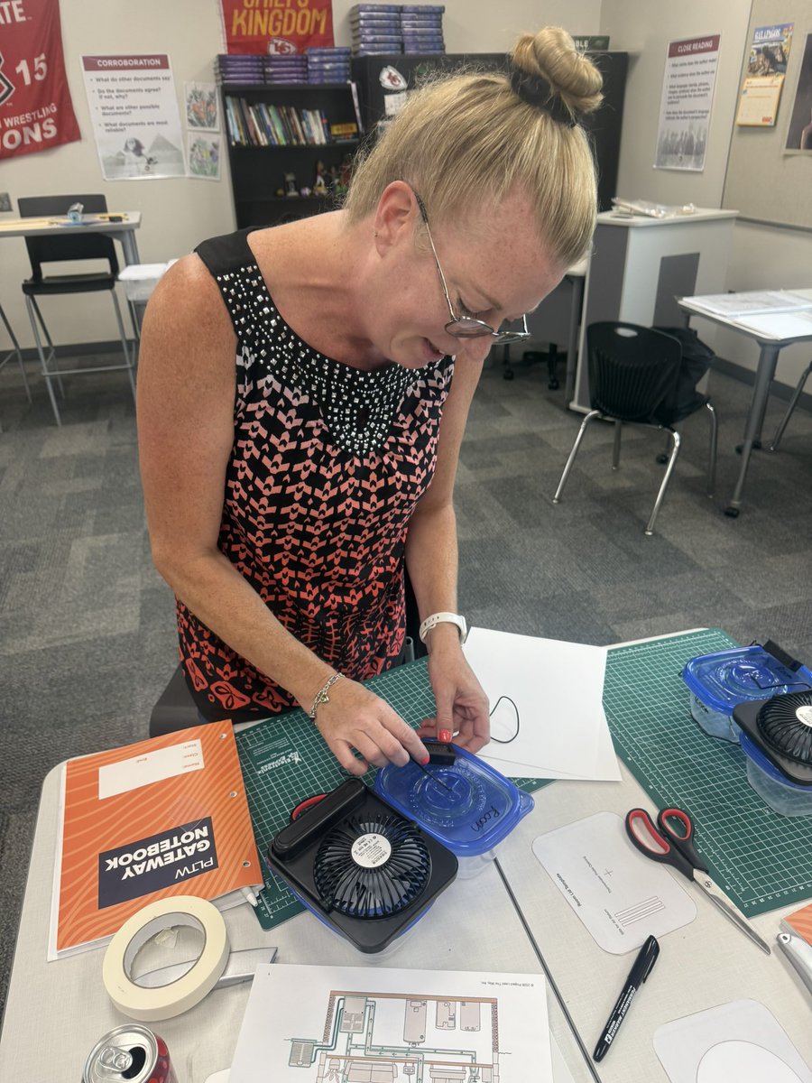 andermm1's tweet photo. Day 3 of #PLTW  included interior design with architectural scale, planning based on environmental &amp; cost factors, &amp; building a small HVAC system. So excited to bring these activities to #sd113a ss. @CITGO #STEM #STEAM #WeAreOQ https://t.co/TAYL5HtgGq