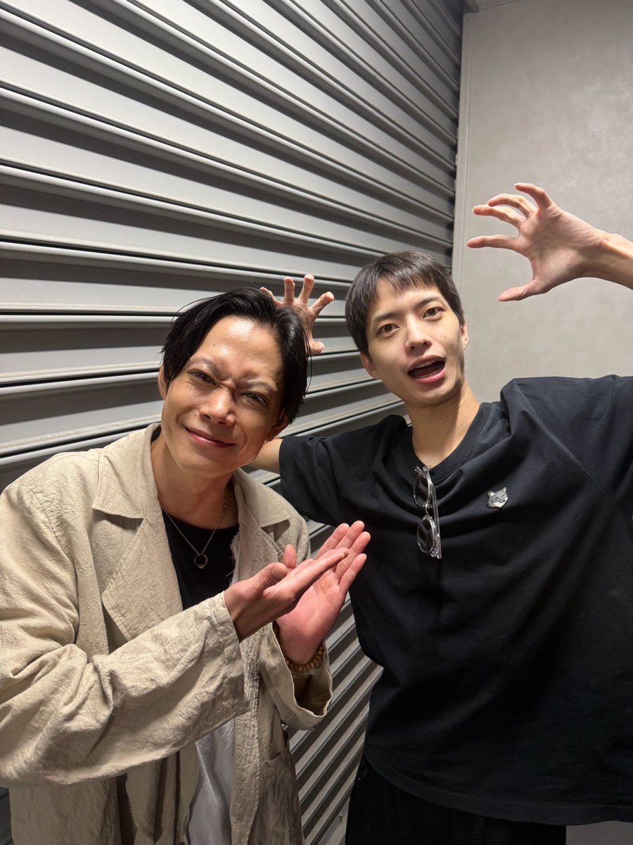 MatsuS_official's tweet photo. 玉城裕規さん出演の

#いきなり本読み

観劇？参加？してきました🔥
もうずっと笑ってましたし
脚本も演じ分けも全てが最高すぎました。

そして「役者」という職業をとても考えさせらるイベントでした。

楽しかったと同時に落ち込みました。笑
頑張ります🔥🔥🔥🔥

いちじくアルマジロとは https://t.co/e2ogmiZkkA