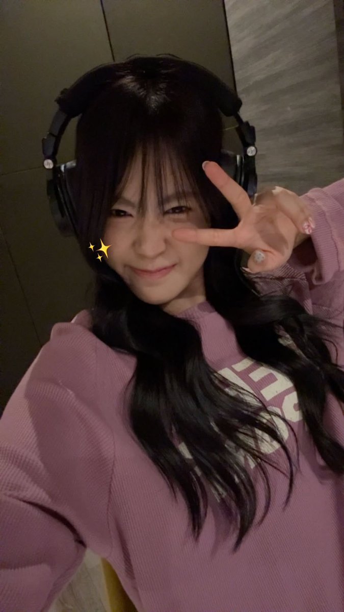 Arleememory's tweet photo. 💘 𝘼𝙍𝙇𝙀𝙀'𝙎 𝙐𝙋𝘿𝘼𝙏𝙀 : [ IG Story ]

- ✌🏻✨

🍋 https://t.co/xlFwllWdEv

#ArleeBNK48 #BNK48 https://t.co/Z4HlvoTM9J
