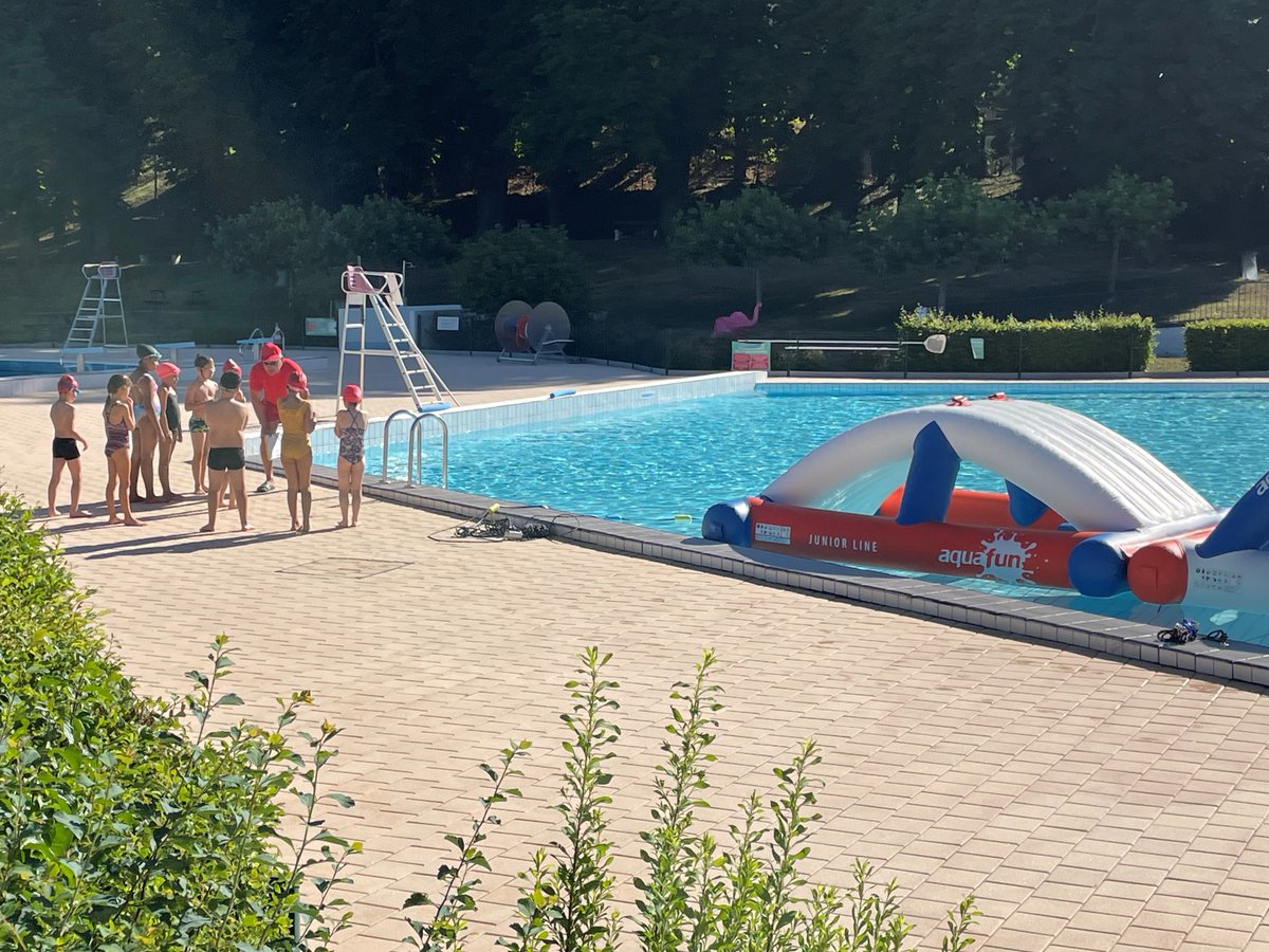 Image de Préfet du Haut-Rhin : 💧 Prévenir les noyades, c'est aussi apprendre à nager dès le plus jeune âge.
À #Altkirch, des élèv