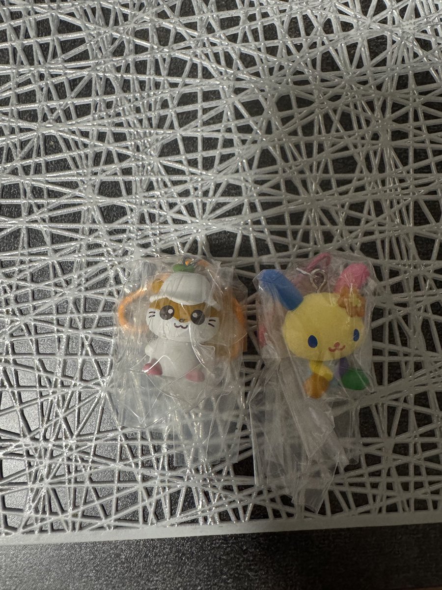 ponchan605's tweet photo. 【交換】
サンリオ　カラともマスコット

譲:ウサハナ　コロコロクリリン
求:シナモン　クロミ　キティ

8/1夕方サンシャインシティガチャ森、
平日19時以降池袋での手渡し

検索からでもお気軽にお声がけください https://t.co/rMqmd3Arb1