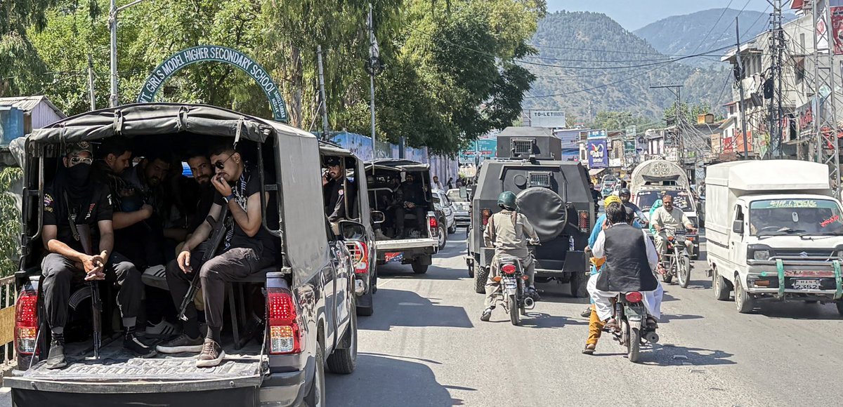 kashmirwatch06's tweet photo. Amnesty said the communications blackout is hindering independent verification of events in Rawalakot and called on #Pakistan to restore internet services and allow journalists and independent observers unrestricted access.
#FreedomOfPress #PoJK #Pakistan https://t.co/odOgT9YFFM