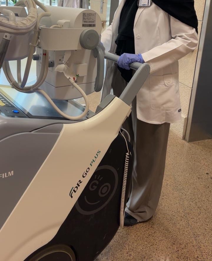 Lu9ert's tweet photo. ✨First portable X-ray ✅ Critical ICU case✨ https://t.co/94VxnDEMq0