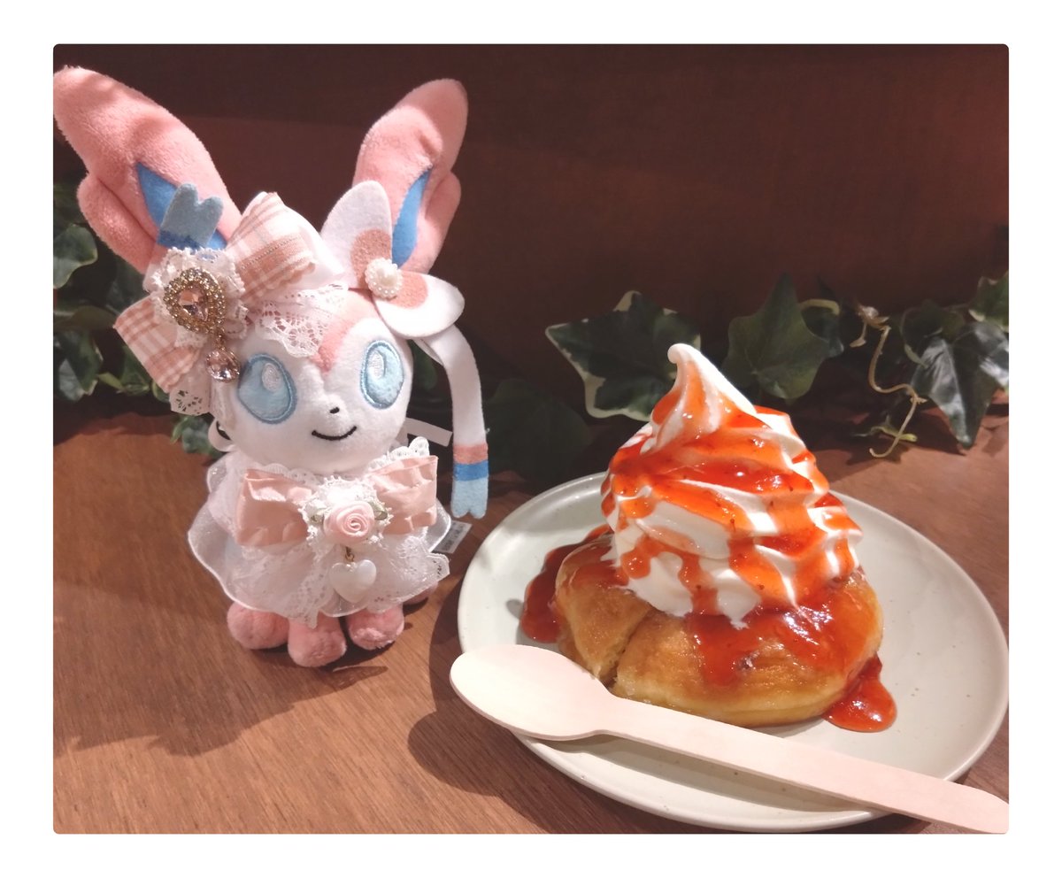 m_e_u_des's tweet photo. そこそこ前のもの🧁🍓 https://t.co/xRewibJtrQ
