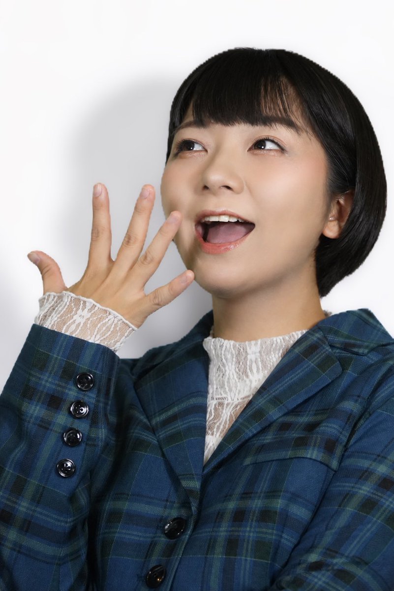 cheechandayo's tweet photo. クラスメイトのみんなと一緒にハルとアキの結婚をお祝いできてよかったー！2人ともほんとにおめでとう！
みんな来てくれてありがとー！
また集まれたらいいなっ！

あれ、あたしの薬指、、あいてる、、、、？？

しょーこ

#冬の結婚式 https://t.co/QTKTRiPUkg