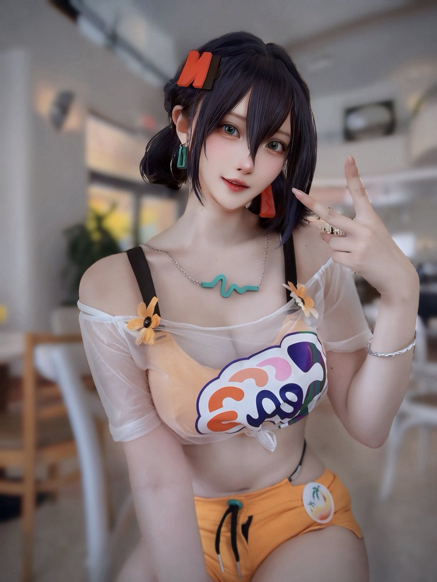 Chocolat_cos0's tweet photo. リンちゃん🍹🌴✨ https://t.co/W6GsaXaQah